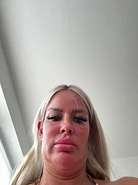 Snapshot of anna_kournikova chatting on 30, 7, 2026 anna kournikova online show from 30, 7, 2026