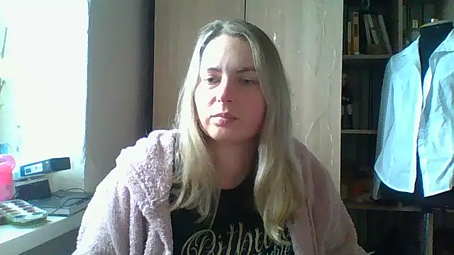 Mollie365 online show from 4, 4, 2026