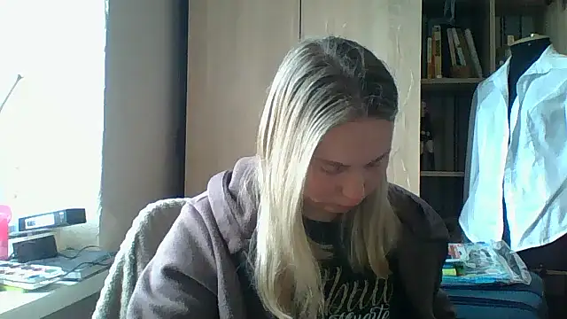 Mollie365 online show from 13, 4, 2026