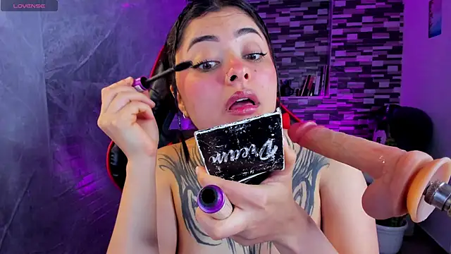 Snapshot of Sophiia_cherry chatting on 12, 7, 2026 Sophiia cherry online show from 12, 7, 2026