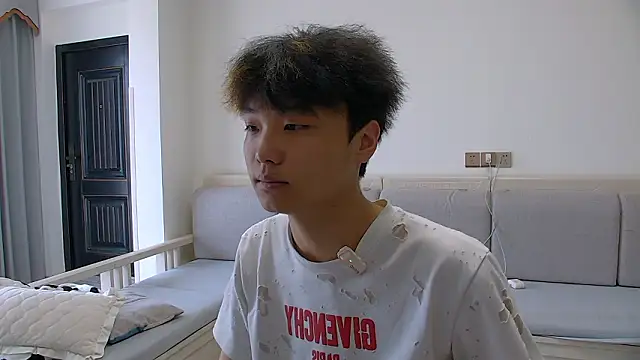 icecream-002 online show from 11, 3, 2026