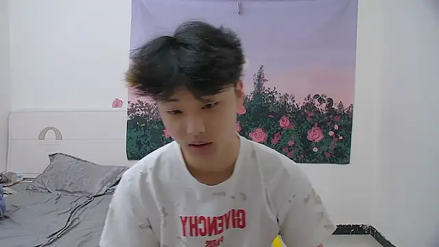 icecream-002 online show from 21, 4, 2026