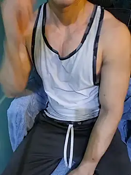 Snapshot of gymboy900 chatting on 7, 7, 2026 gymboy900 online show from 7, 7, 2026
