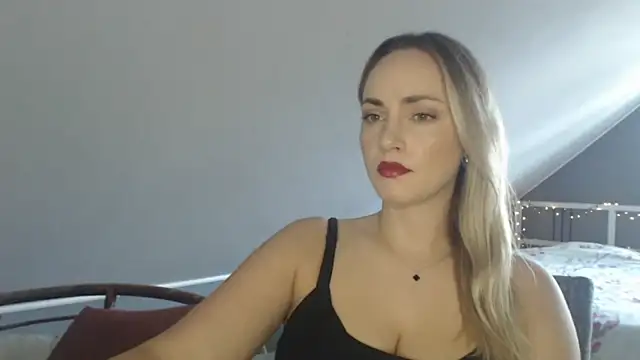 ScarlettSensitive online show from 23, 6, 2026