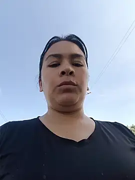 Karla  Morrison online show from 27, 4, 2026