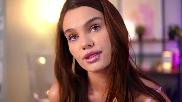 Lena Laurent online show from 20, 7, 2026