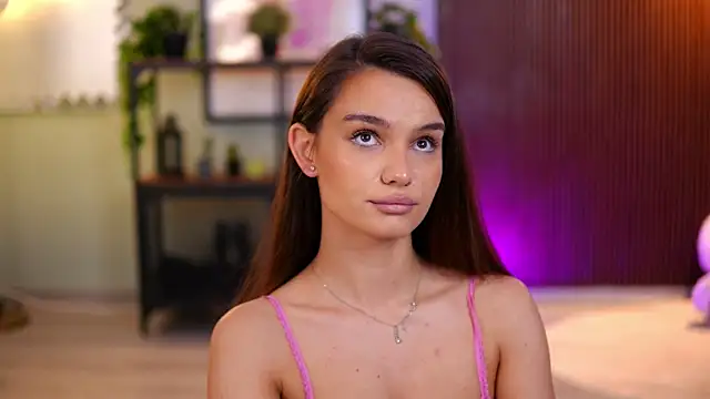 Lena Laurent online show from 23, 7, 2026