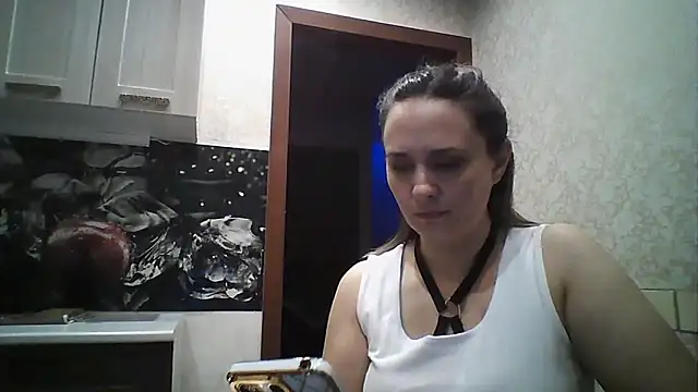 Alisa07qw online show from 28, 3, 2026