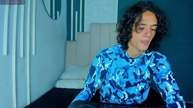 Skinny Mac online show from 22, 7, 2026