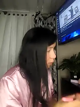 Snapshot of Camillemonroe_ chatting on 30, 4, 2026 Camillemonroe online show from 30, 4, 2026