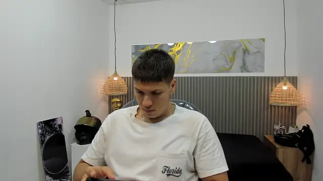 Snapshot of AlessandroFranco chatting on 15, 5, 2026 AlessandroFranco online show from 15, 5, 2026
