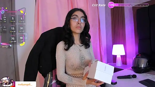 Molly A online show from 28, 4, 2026