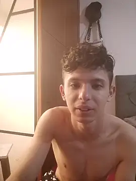 Daniel Roy online show from 8, 4, 2026