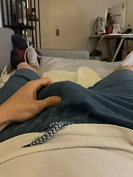 curvedlongdick online show from 22, 4, 2026