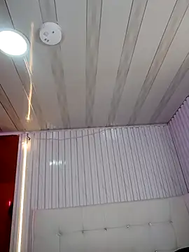 Kittylatina  online show from 23, 4, 2026