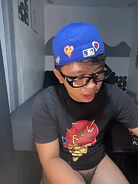 Snapshot of urasianrey chatting on 28, 7, 2026 urasianrey online show from 28, 7, 2026