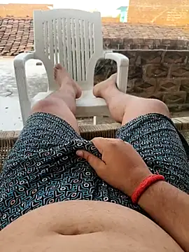 Desii rockstarr online show from 19, 4, 2026