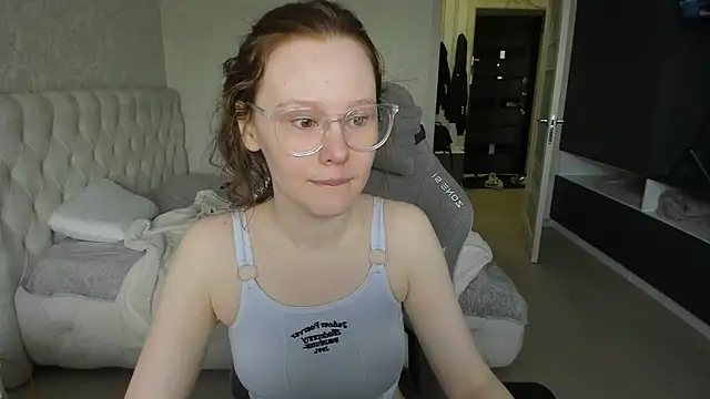 Snapshot of NikiCozy chatting on 2, 5, 2026 NikiCozy online show from 2, 5, 2026