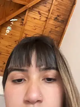 miicbebita online show from 22, 4, 2026