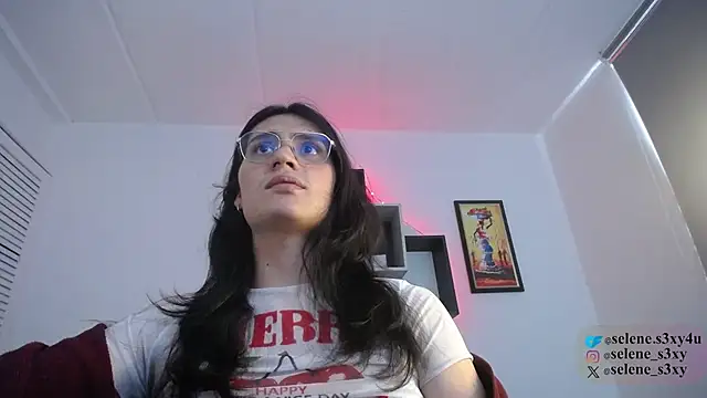 selene cutie online show from 5, 4, 2026