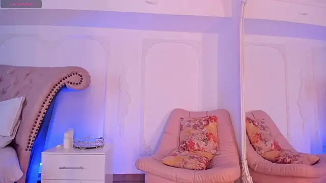 LucianaBlanco  online show from 24, 5, 2026