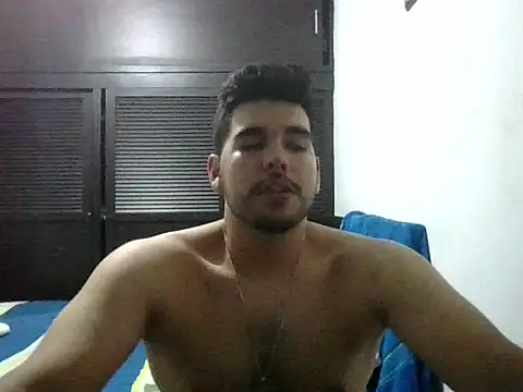 LatinBeardCali online show from 6, 4, 2026