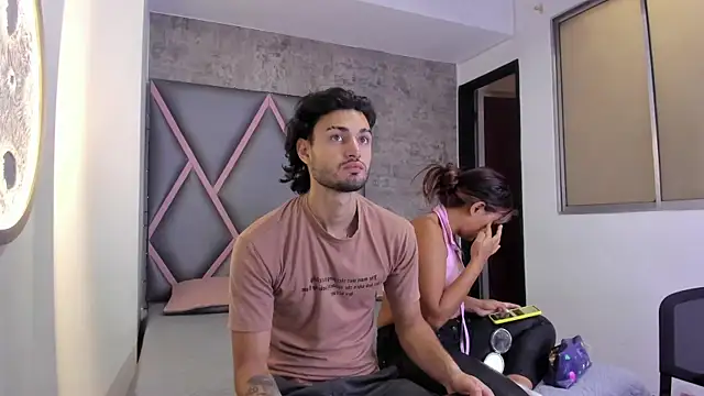 Snapshot of Wolf_Kitty chatting on 11, 4, 2026 Wolf Kitty online show from 11, 4, 2026