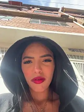 sylphiee  online show from 2, 4, 2026