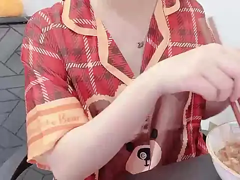 hunhun122 online show from 15, 4, 2026