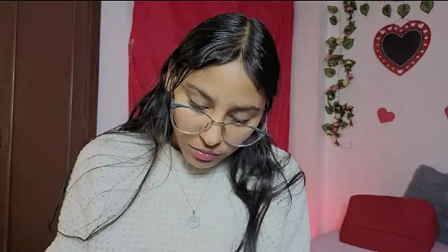 PaulaCutexs online show from 29, 5, 2026
