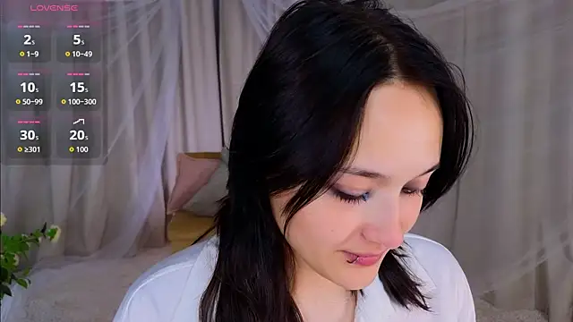 Snapshot of DarcyBlackwood chatting on 17, 7, 2026 DarcyBlackwood online show from 17, 7, 2026