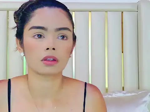 Snapshot of AnnieDesire chatting on 16, 4, 2026 AnnieDesire online show from 16, 4, 2026