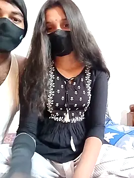 Snapshot of Telugucouple1431 chatting on 31, 3, 2026 Telugucouple1431 online show from 31, 3, 2026