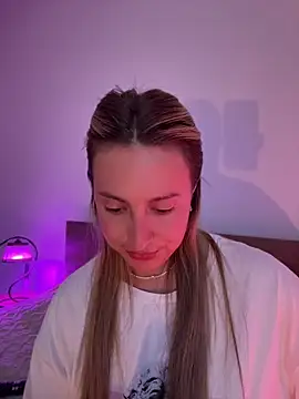 EvaRyen  online show from 18, 6, 2026