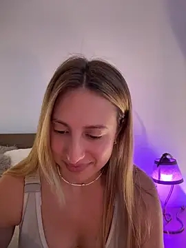 EvaRyen  online show from 4, 7, 2026
