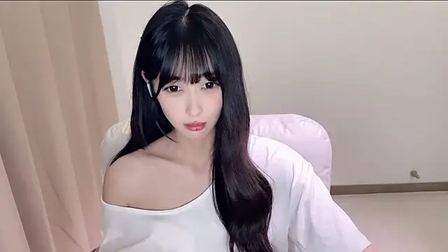 Snapshot of xiaooyee chatting on 30, 5, 2026 xiaooyee online show from 30, 5, 2026