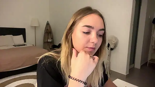 RoxyWet online show from 24, 3, 2026