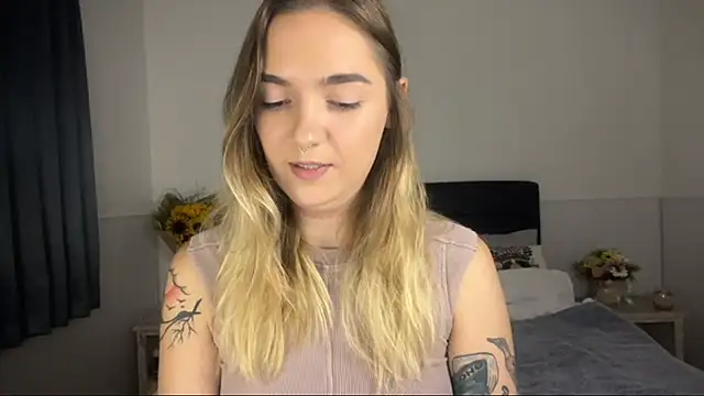 RoxyWet online show from 6, 7, 2026