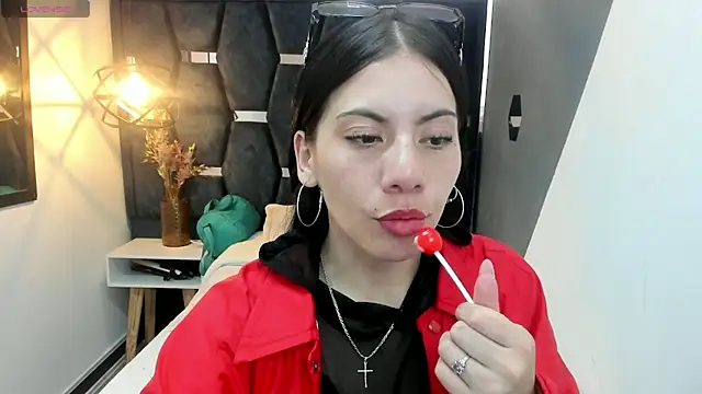 Abril Fox   online show from 19, 5, 2026