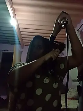 gatinha20257 online show from 15, 6, 2026