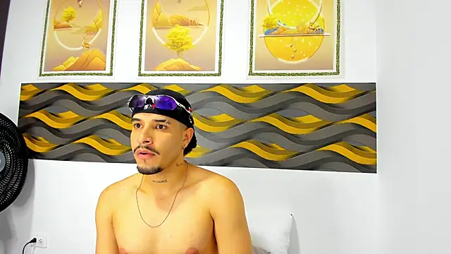 Leon Hotx online show from 10, 4, 2026