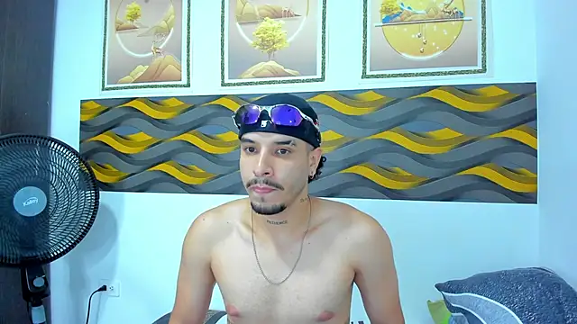 Leon Hotx online show from 14, 4, 2026