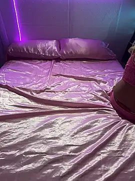 Shynesse21 online show from 1, 4, 2026