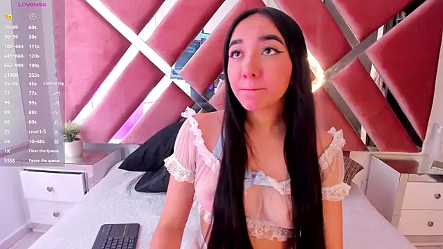 Zoe Evaanss  online show from 1, 4, 2026