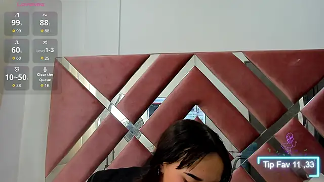 Zoe Evaanss  online show from 17, 7, 2026