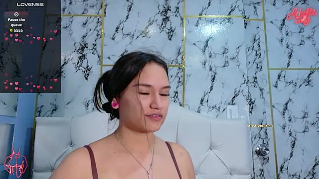 Sophia xoxo1 online show from 11, 4, 2026