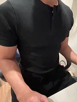 Snapshot of ZhangQing95 chatting on 13, 3, 2026 ZhangQing95 online show from 13, 3, 2026