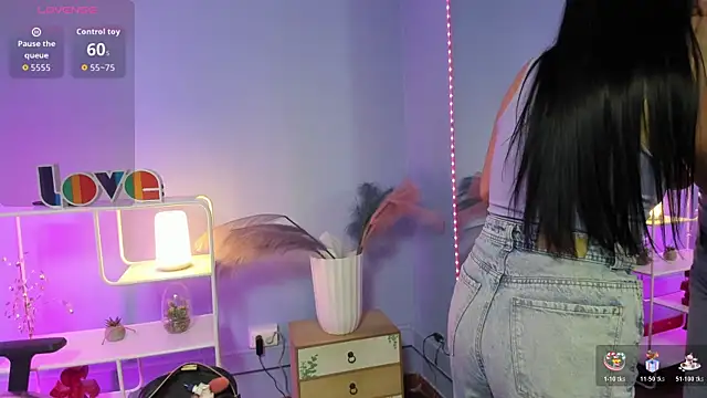 Rachel Wren online show from 15, 7, 2026
