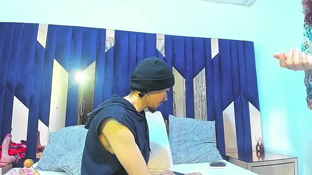 Snapshot of KikyoAndDrey chatting on 6, 5, 2026 KikyoAndDrey online show from 6, 5, 2026