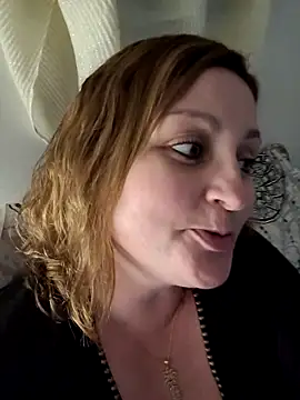 Snapshot of duotroublant chatting on 5, 5, 2026 duotroublant online show from 5, 5, 2026